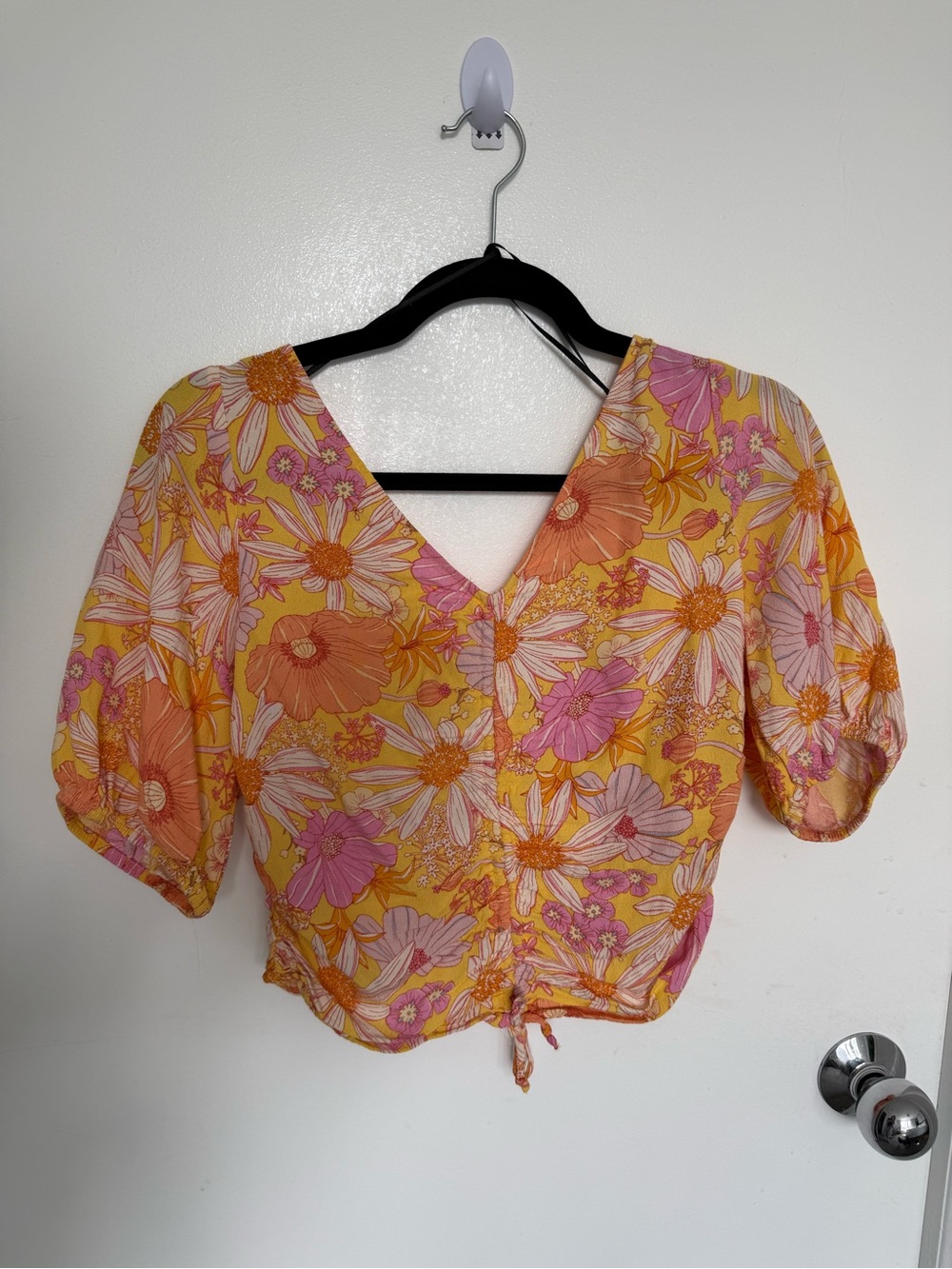 H & M Boho floral runched top